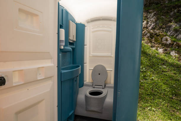Best Emergency porta potty rental  in Cloverdale, VA