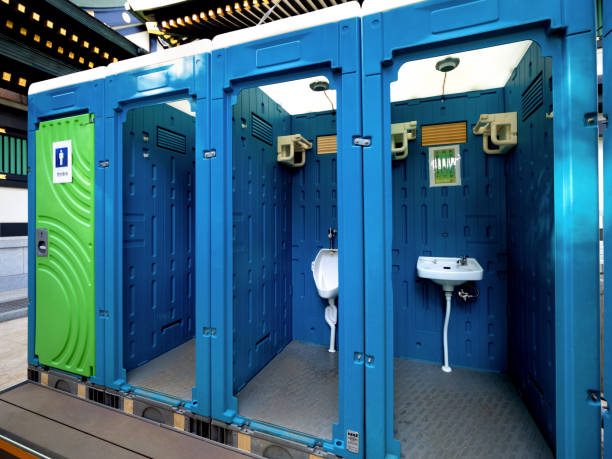 Best Luxury portable toilet rental  in Cloverdale, VA